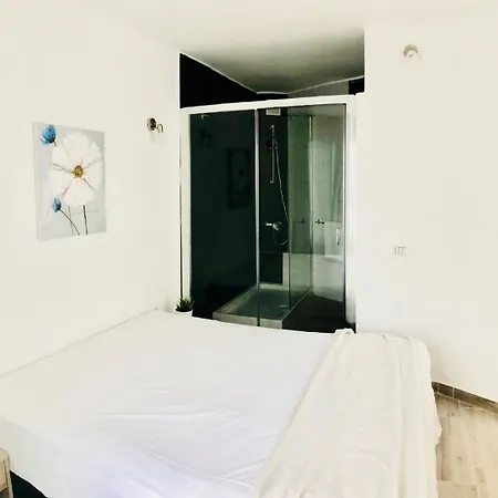 Apartment Just For Young And Fun